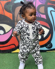 Load image into Gallery viewer, LOVE knitted %100 cotton romper