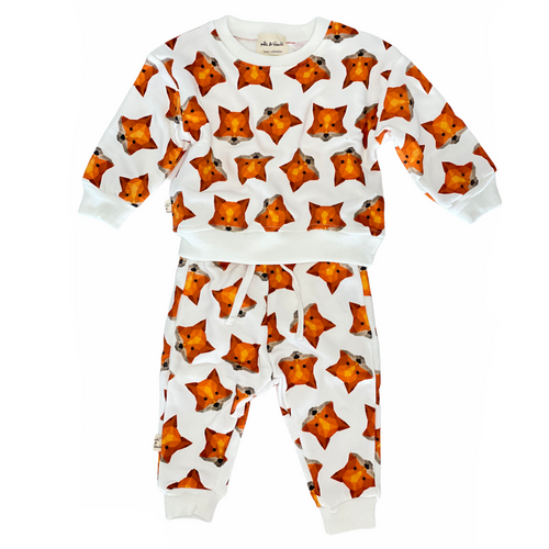 Stylish and modern baby clothing, Unique baby outfits by Milk&Black, 100% cotton baby clothes, Baby tracksuits and jumpsuits, Baby sweatshirts and pajama sets, Trendy baby fashion from Milk&Black, Baby apparel for ages 2 months to 4 years, Comfortable and fashionable babywear, Milk&Black baby clothing collection, High-quality baby clothing made by Milk&Black