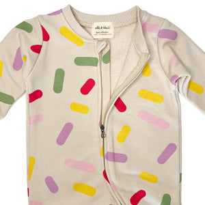 Stylish and modern baby clothing, Unique baby outfits by Milk&Black, 100% cotton baby clothes, Baby tracksuits and jumpsuits, Baby sweatshirts and pajama sets, Trendy baby fashion from Milk&Black, Baby apparel for ages 2 months to 4 years, Comfortable and fashionable babywear, Milk&Black baby clothing collection, High-quality baby clothing made by Milk&Black